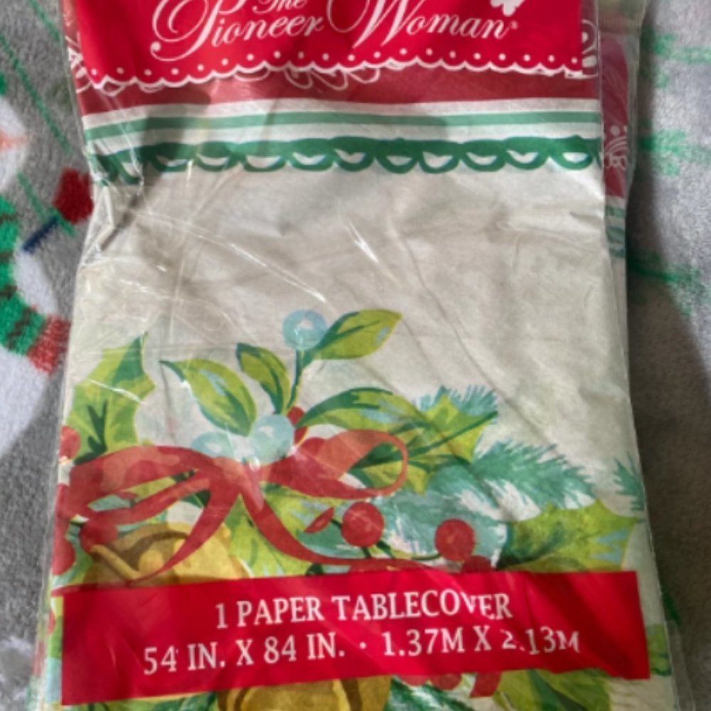 LOT of 4 Pioneer Woman Christmas table covers
